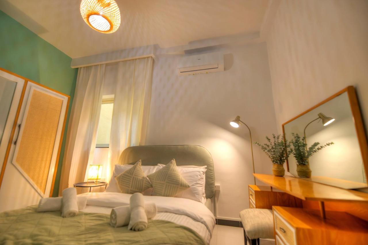 Beautifully Furnished Seafront 4 Bedrooms Goslm-4 Sliema Exterior foto
